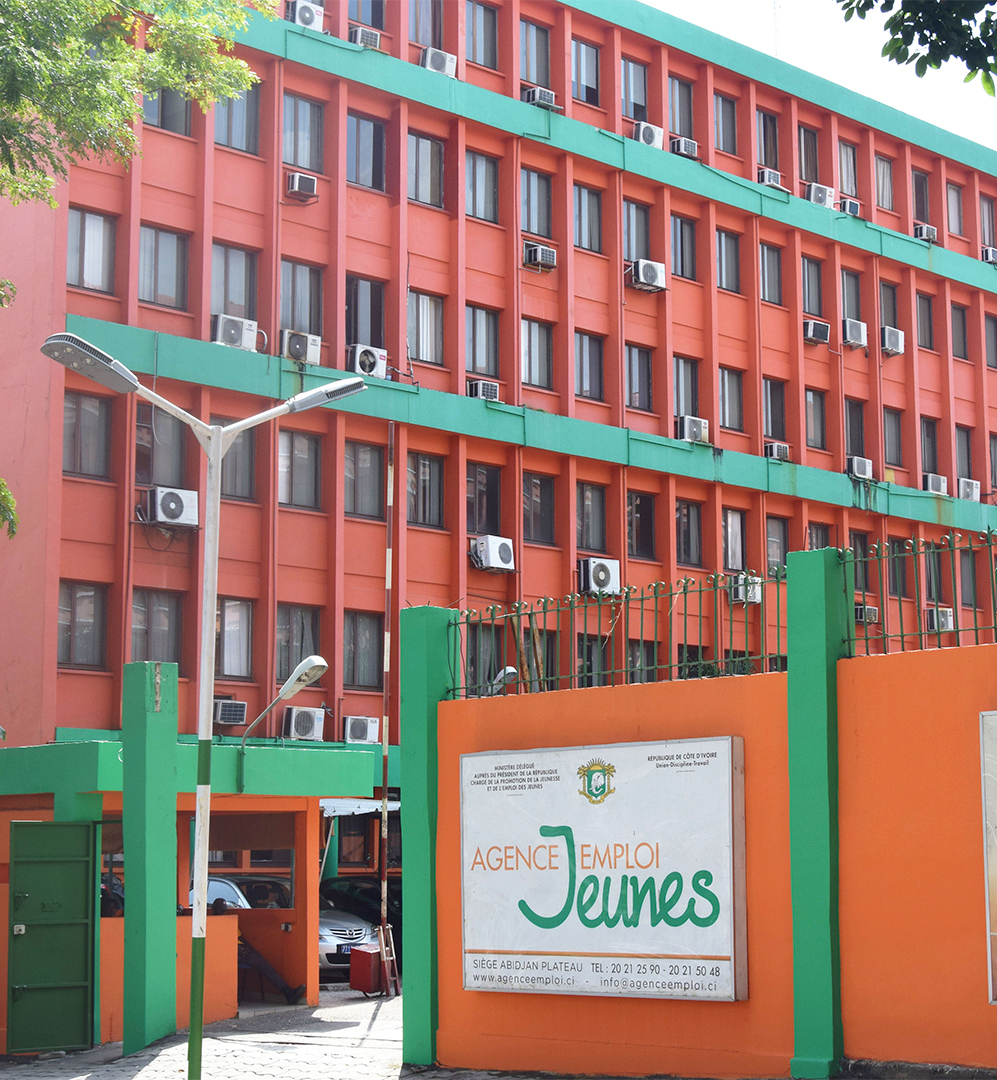 Prime de Stage d’immersion : Le ministère annonce 75.000 FCFA l’Agence Emploi Jeune paie 45.000 FCFA